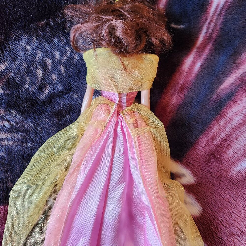 Disney Belle Doll in Reversible Gown 2 in 1 Dress 1990s Yellow/Pink 11.5" - Picture 2 of 4